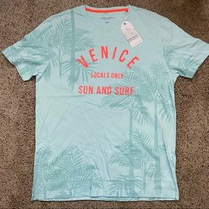 2/27 Denim and flower Short sleeve graphic T-shirt